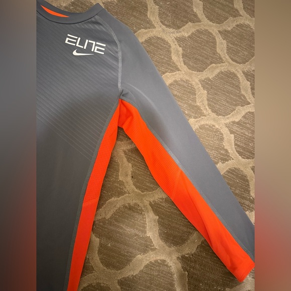 Nike Elite Gray and Orange Performance Shirt - Picture 7 of 12